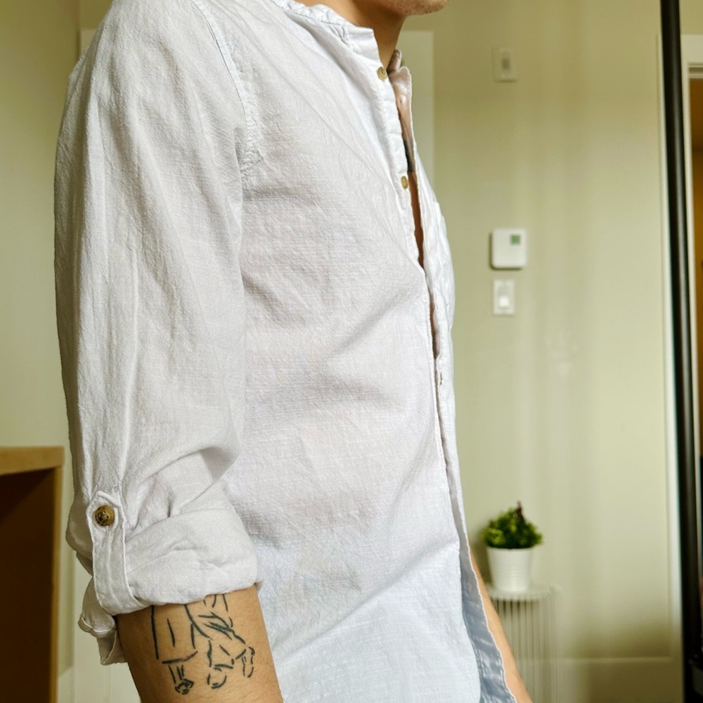 Small Collar Button Up - Picture 3 of 4